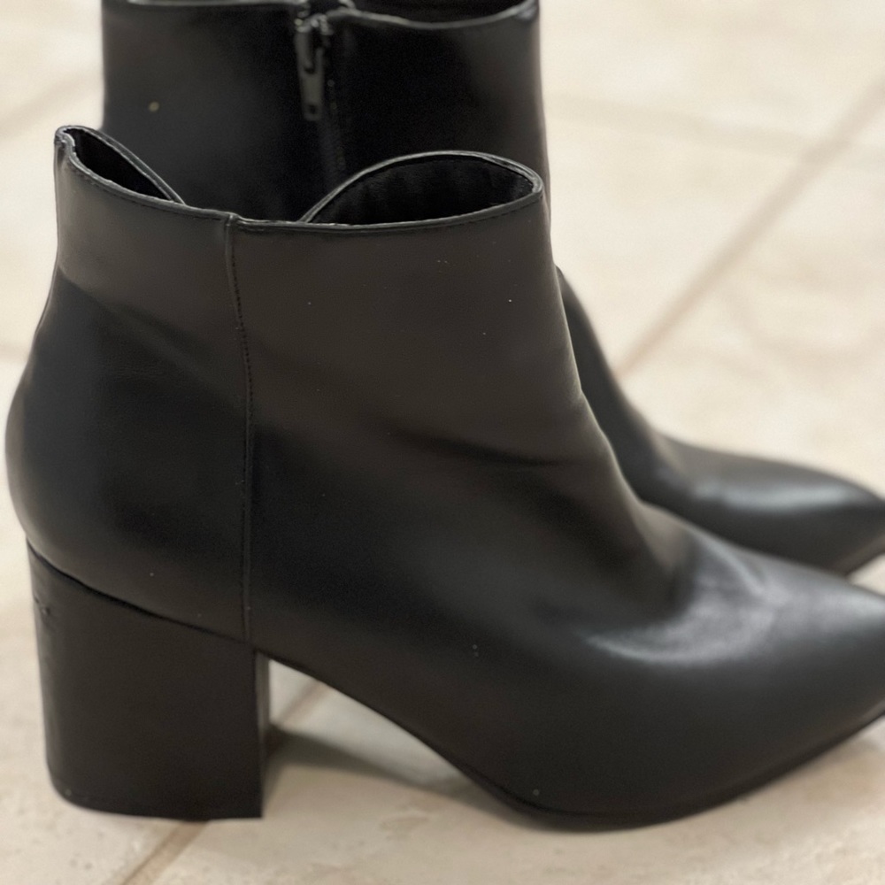 Ankle boots
